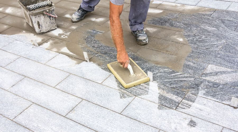 Expert Emergency Roof Repairs services in Galesburg, KS