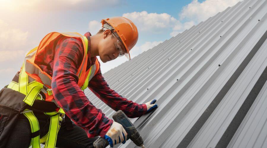 Owens Corning roofing contractor in Galesburg, KS